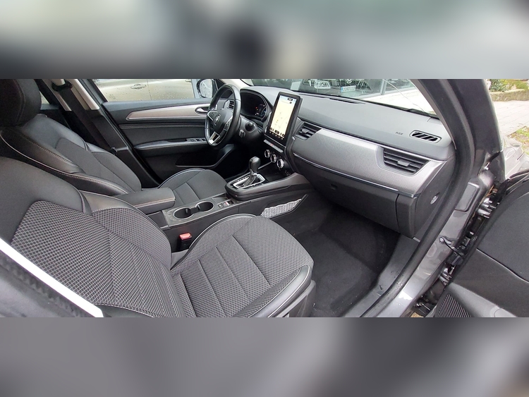 Renault Arkana 1.6 hybri 145cv foto 9